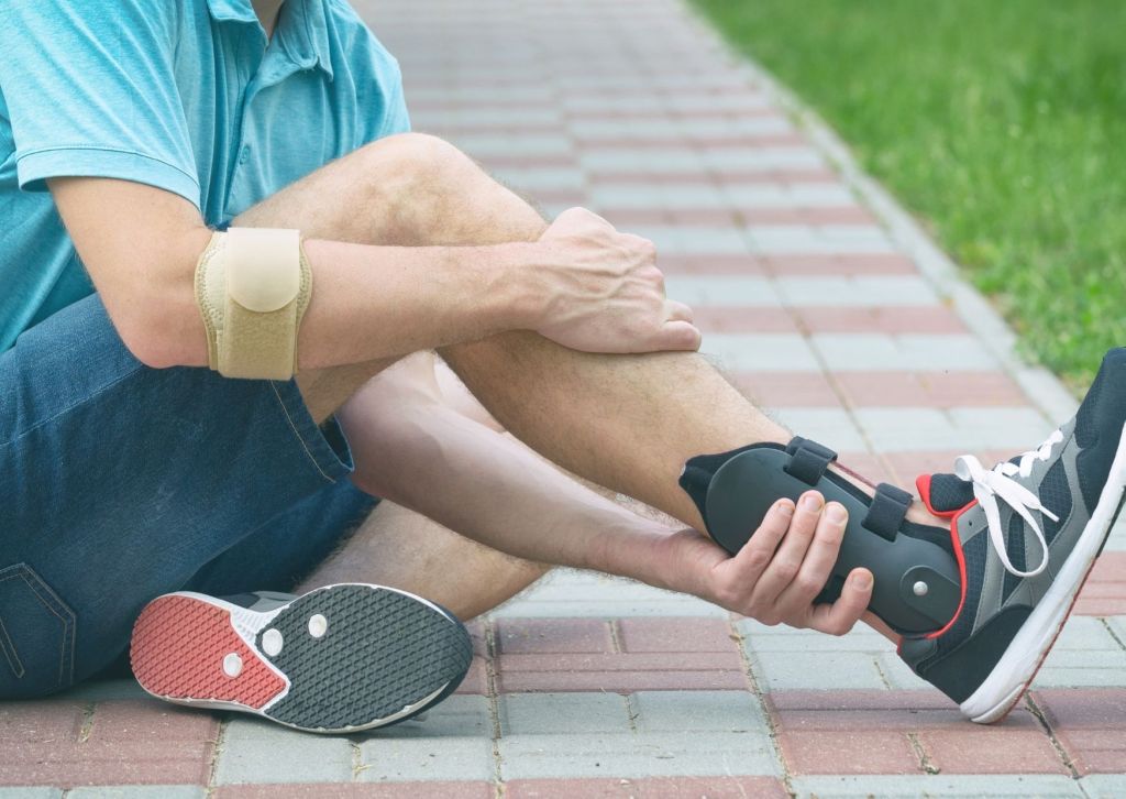 foot and ankle bracing