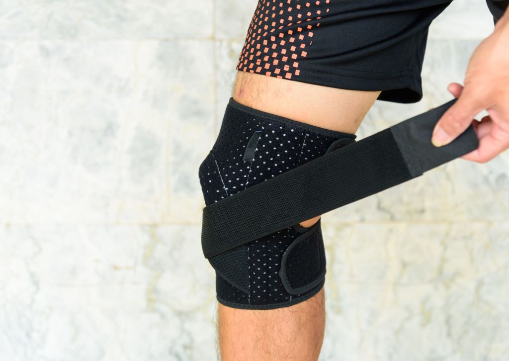 ortho knee brace